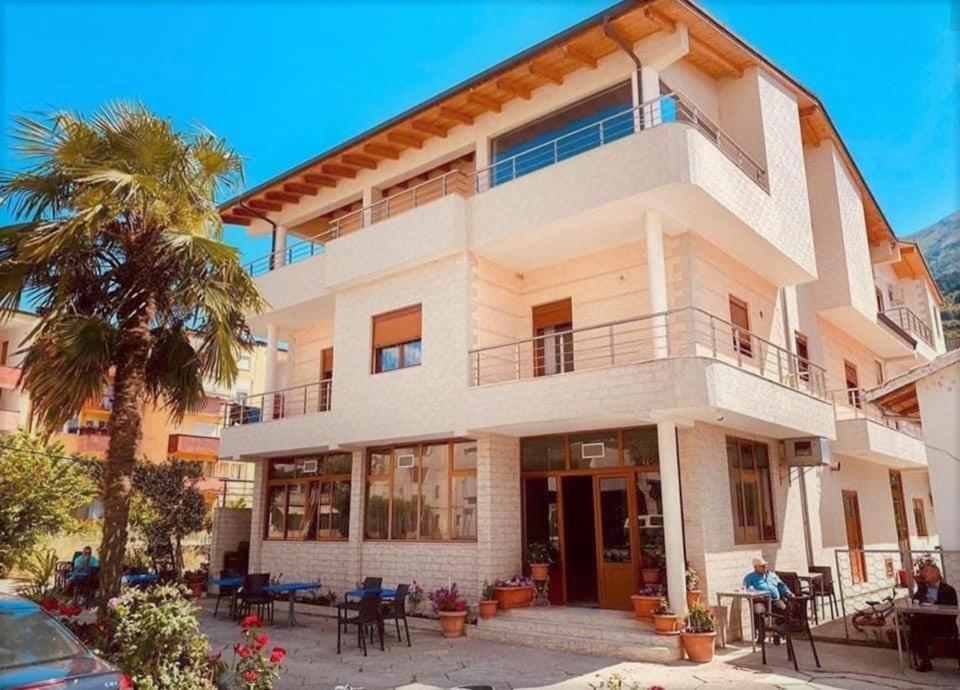 Elma Guest House Permet Exterior photo