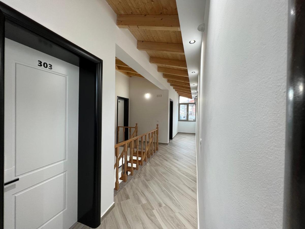 Elma Guest House Permet Exterior photo